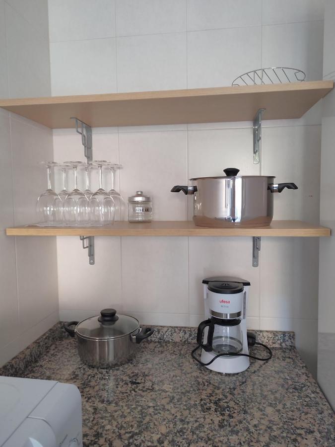 Apartamento Con Piscina 카사레스 외부 사진